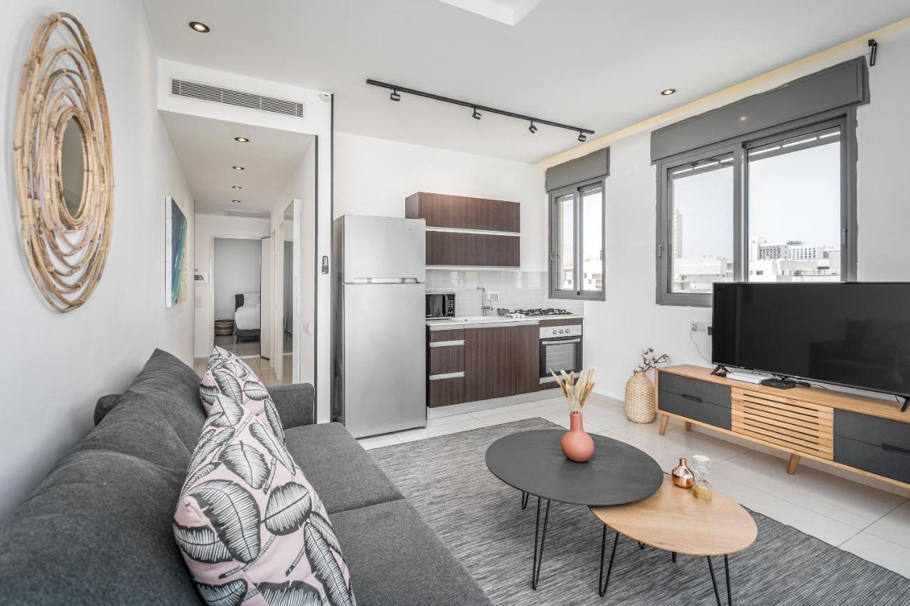 Superb 1,5 Bdr W Balcony Close To The Beach Tel Aviv Eksteriør billede