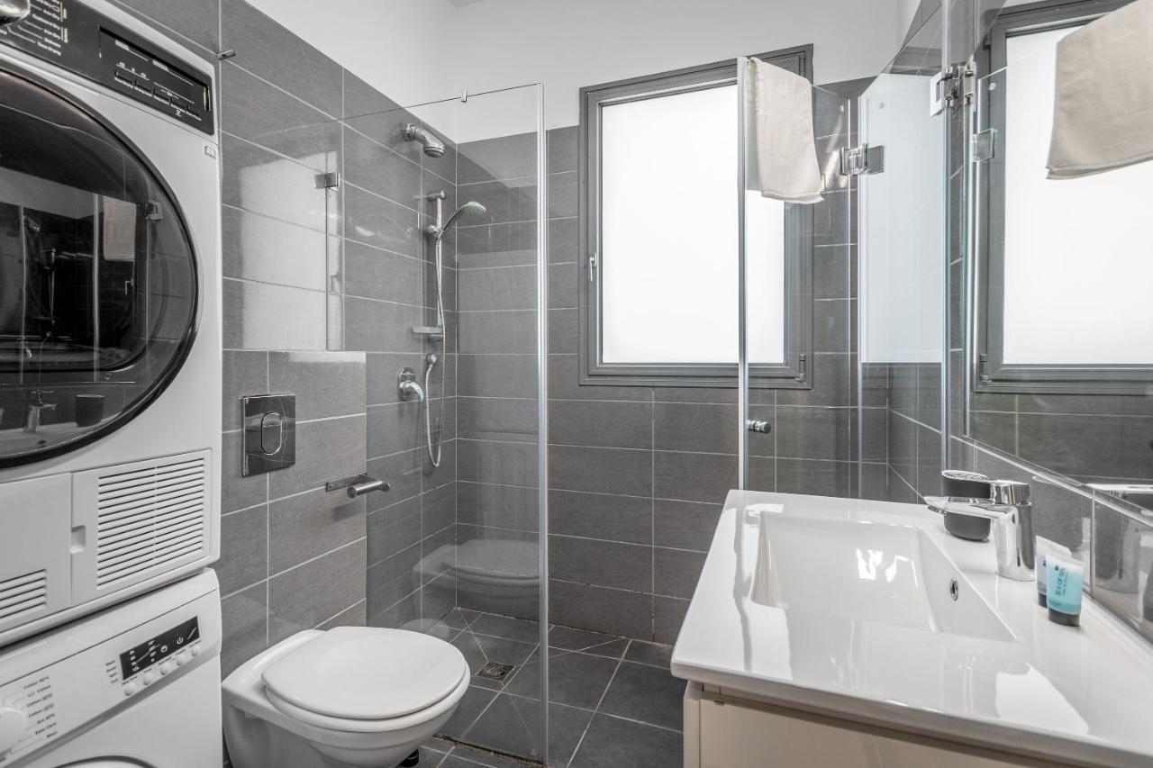 Superb 1,5 Bdr W Balcony Close To The Beach Tel Aviv Eksteriør billede