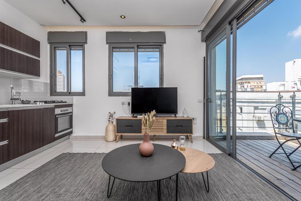 Superb 1,5 Bdr W Balcony Close To The Beach Tel Aviv Eksteriør billede