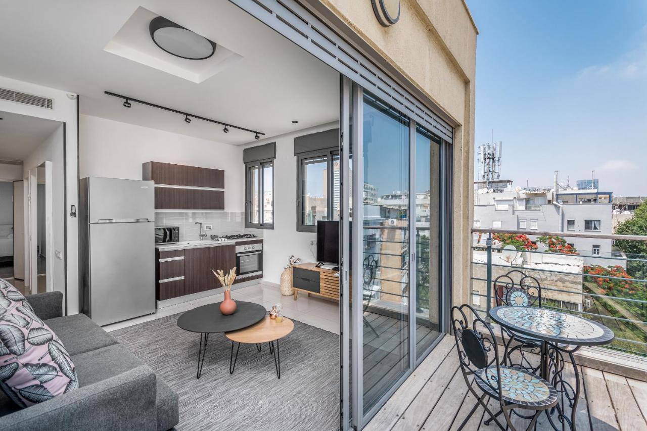 Superb 1,5 Bdr W Balcony Close To The Beach Tel Aviv Eksteriør billede